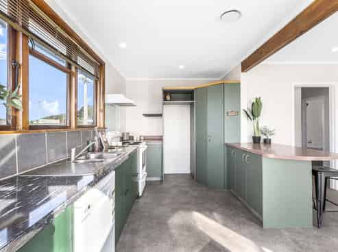 2 Ngahue Crescent, Elsdon