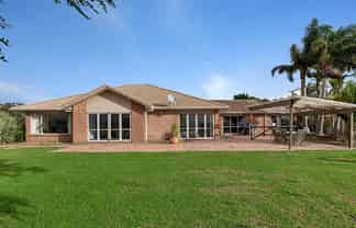 74 Gilbert Road, Mata