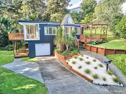 27 Coroglen Avenue, Birkenhead