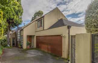 B/11B Clonbern Road, Remuera