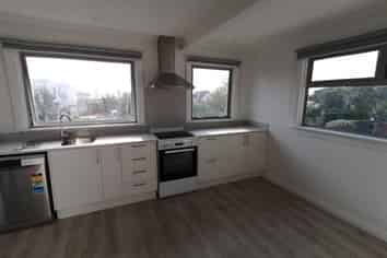 1/157 Molesworth Street, Strandon