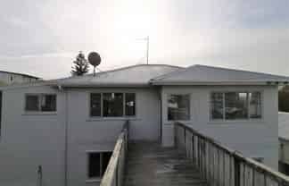 1/157 Molesworth Street, Strandon