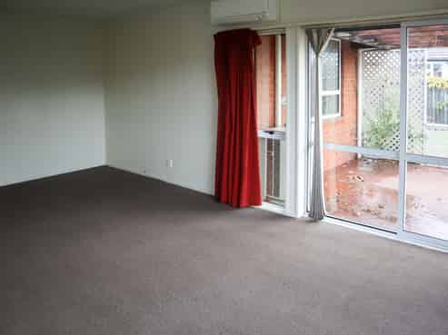 4 Travis Road, Burwood