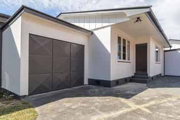 2/103 Southampton Street West, Hastings