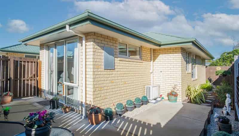 7/24 Avonhead Road, Avonhead