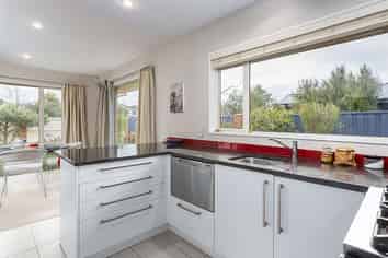 78 Broadhaven Avenue, Parklands