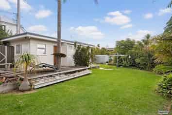 123 Shakespeare Road, Milford