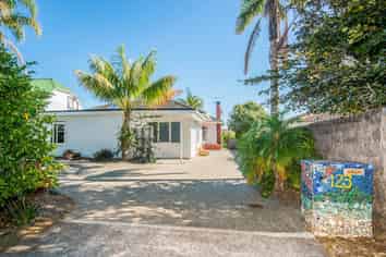 123 Shakespeare Road, Milford