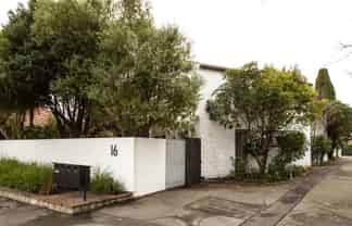 1/16 Rossall Street, Merivale