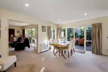 3A Hadlow Place, Burnside