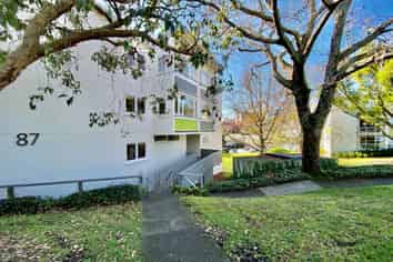 8/87 Beresford Street West, Freemans Bay