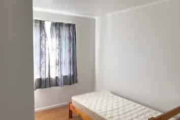 4/12 Waiohua Road, Greenlane