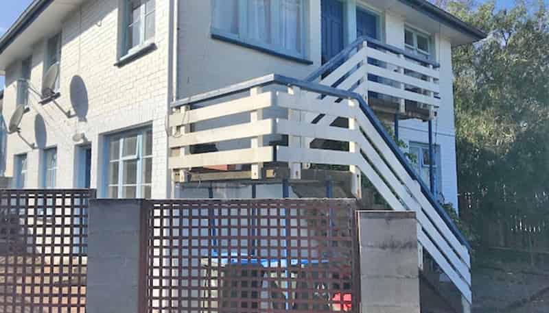 4/12 Waiohua Road, Greenlane