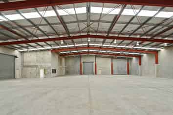 Modern, Dual Access Warehouse With Fenced Yard