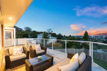 74 Seaview Road, Castor Bay