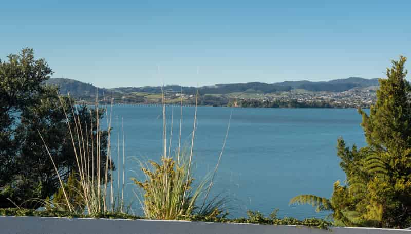 232 Devonport Road, Avenues