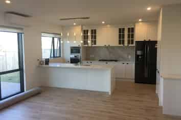 49 Johns Creek Cresent, Silverdale