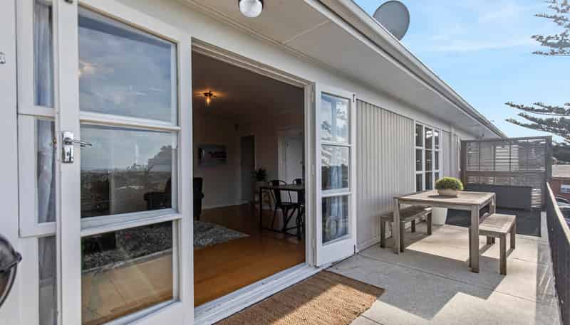 3/205 St Johns Road, Meadowbank