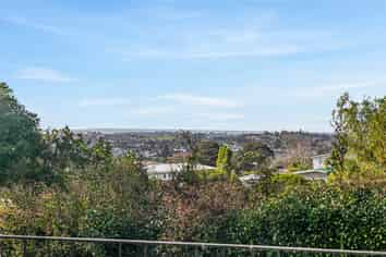 3/205 St Johns Road, Meadowbank