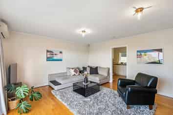 3/205 St Johns Road, Meadowbank