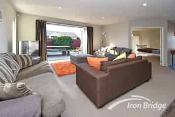 5 Sargeson Court, Rolleston