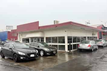 Excellent profile - retail space with kitchen option