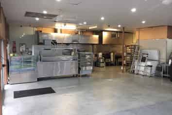 Excellent profile - retail space with kitchen option