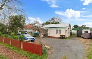 19 Farmer Road, 