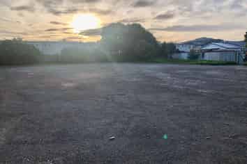 Yard / Carpark for lease