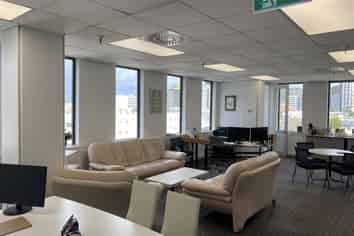 Level 7 Suite - Great natural light and views