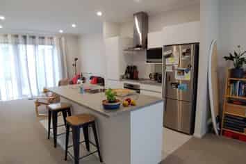 84 Squadron Drive, Hobsonville