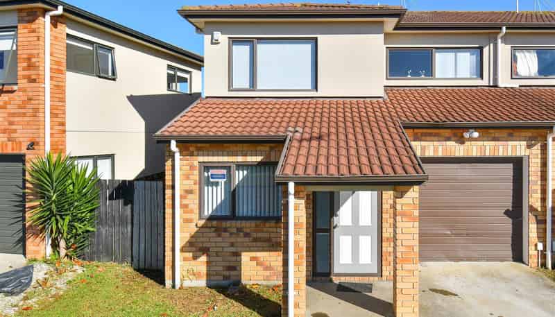 98A Naylors Drive, Mangere