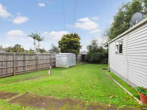 5 Inver Street, Glen Eden