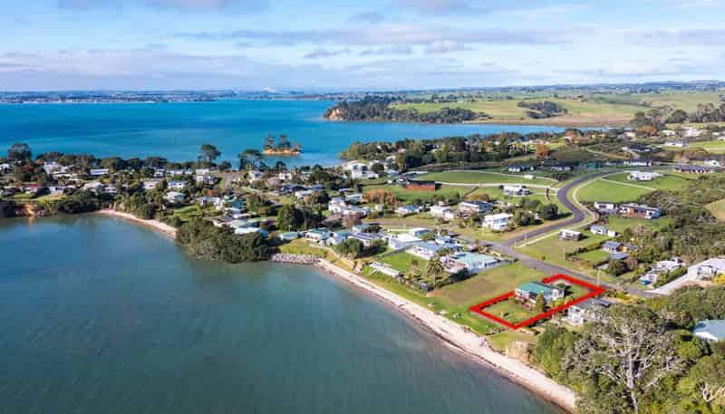 32 Sergeant Road, Awhitu