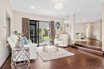 26 Fleetwood Drive, Henderson