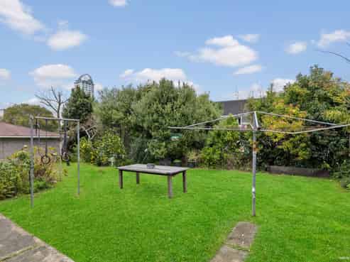 2/15A Anzac Street, Takapuna