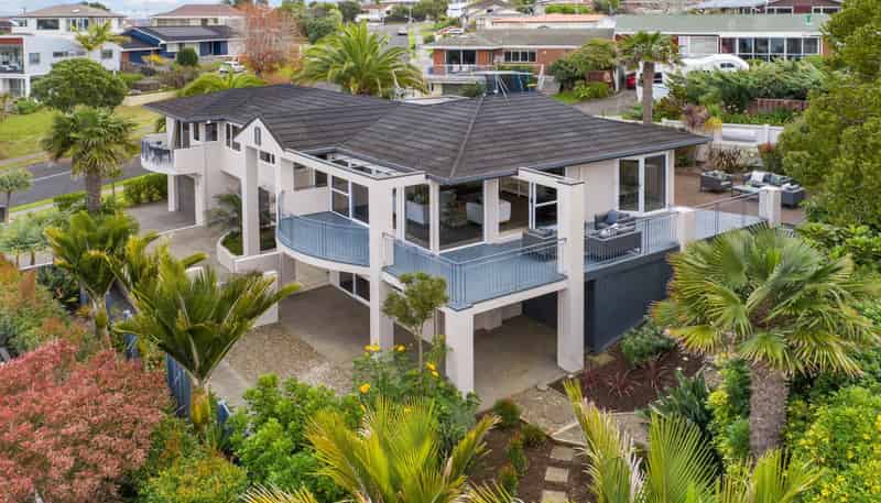 17 McCrystal Avenue, Eastern Beach