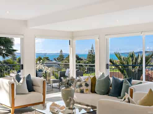 17 McCrystal Avenue, Eastern Beach