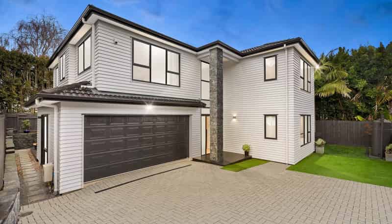 145A The Drive, Epsom