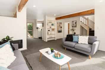 23 Cedar Grove, Matua