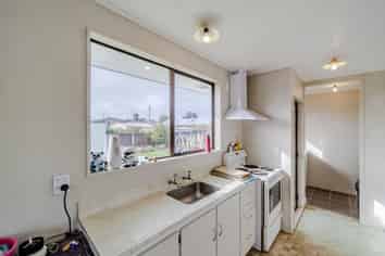 1 Latham Stubbs Crescent, Waipawa