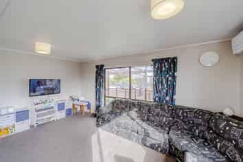 1 Latham Stubbs Crescent, Waipawa