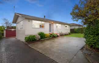 74 Casuarina Road, Half Moon Bay