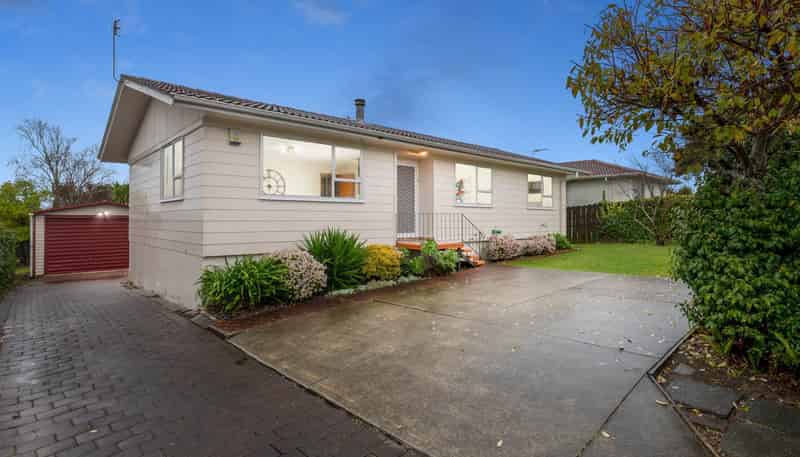 74 Casuarina Road, Half Moon Bay