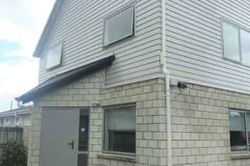 2D/7 Snead Place, Hillcrest