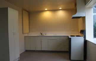 5b Royal Crescent, Saint Kilda