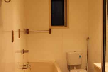 5b Royal Crescent, Saint Kilda