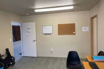 Modern warehouse unit - 329sqm