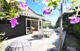 4 Dungarvon Place, Omaha