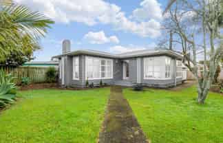 1/15 Walter Street, Mangere